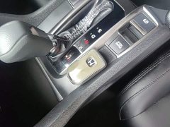 Honda Civic Hatchback 220 Turbo CVT Trendy Control - ფოტო 8