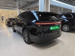 Li Auto i8 Standard Edition - ფოტო 4