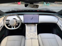 Xiaomi YU7 2025 Four-Wheel Drive Pro - ფოტო 6