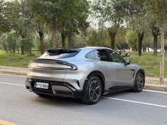 Xiaomi YU7 2025 Four-Wheel Drive Pro - ფოტო 7