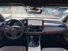 Lexus ES 2025 200 Premium Edition - ფოტო 13