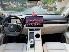 AITO M5 Extended Range AWD Performance - ფოტო 5