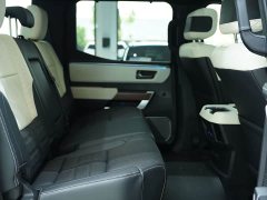 Toyota 3.5T PHEV CapstoneUS Spec Edition - photo 18