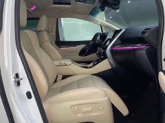 Toyota Alphard Hybrid 2.5L Premium Edition - ფოტო 11