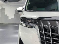Toyota Alphard Hybrid 2.5L Premium Edition - ფოტო 8