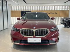 BMW 5 Series 530Li Luxury Edition Premium Package - ფოტო 2