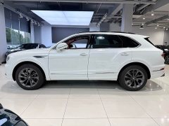 Bentley Bentayga 4.0T V8 - ფოტო 4