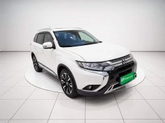 Mitsubishi Outlander 2020 2.0L FWD Comfort 5-Seater - ფოტო 3
