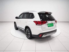 Mitsubishi Outlander 2020 2.0L FWD Comfort 5-Seater - ფოტო 5