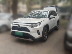 Toyota RAV4 2.0L CVT FWD Fashion Plus - ფოტო 1