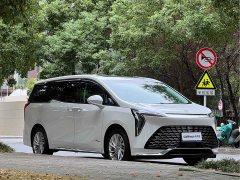 Buick Century 2.0T Six-Seat Yun Shi Edition - ფოტო 3
