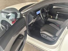 Lynk & Co Geely Lynk & Co 07 EM-P 126 Extended Range Halo - ფოტო 18