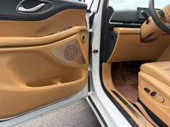 Voyah Lantu Dreamchaser PHEV AWD Luxury Kunpeng Edition - ფოტო 10