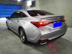 Toyota Avalon 2.5L Luxury - ფოტო 8