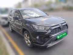 Toyota RAV4 2.0L CVT FWD Fashion Plus - ფოტო 3