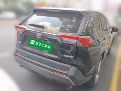 Toyota RAV4 2.0L CVT FWD Fashion Plus - ფოტო 5