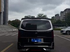 Mercedes-Benz Vito 2021 2.0T Business Edition 7-Seater - ფოტო 4
