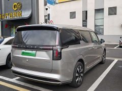 Volvo EM90 2025 Ultra Six-Seater - ფოტო 5