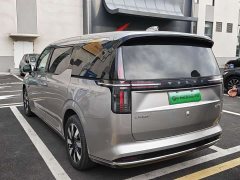 Volvo EM90 2025 Ultra Six-Seater - ფოტო 6