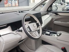 Volvo EM90 2025 Ultra Six-Seater - ფოტო 8