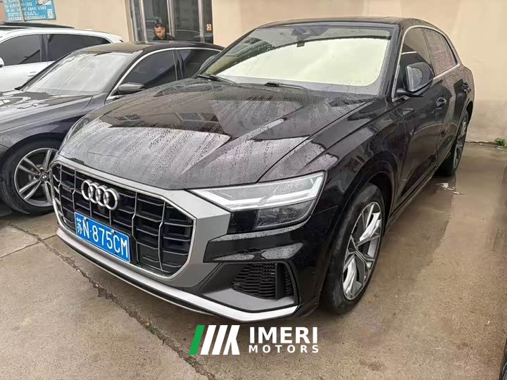 Audi Q8 55 TFSI Luxury Sport - ავტომობილი ჩინეთიდან