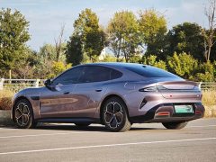 Xiaomi SU7 Rear-Wheel Drive Standard Edition - ფოტო 7