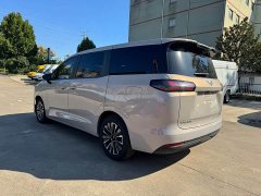 Wuling Starlight 730 New Energy PHEV 125km Luxury - ფოტო 4