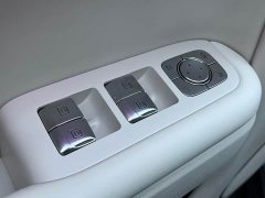 Li Auto L7 2023 Max - ფოტო 11