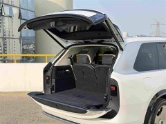 Zeekr 9X 2025 Hyper Edition 70kWh Six-Seater - ფოტო 17