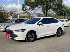 BYD Qin PLUS Glory Edition DM-i 55KM Leading - ფოტო 1