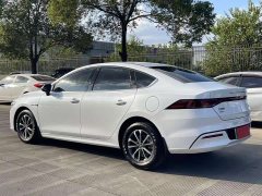 BYD Qin PLUS Glory Edition DM-i 55KM Leading - ფოტო 7
