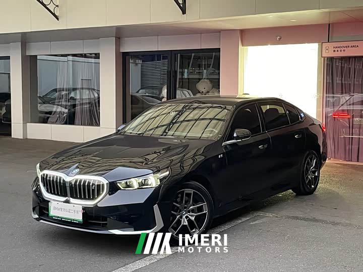 BMW i5 eDrive 35L Luxury Edition Premium Package - ავტომობილი ჩინეთიდან