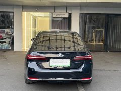 BMW i5 eDrive 35L Luxury Edition Premium Package - ფოტო 5