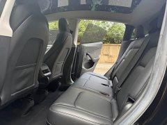 Tesla Model Y Long Range All-Wheel Drive - ფოტო 11