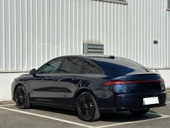 SAIC Roewe M7 DMH 205km Exclusive Edition - ფოტო 7