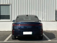 SAIC Roewe M7 DMH 205km Exclusive Edition - ფოტო 8