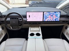Li Auto Li Xiang MEGA Ultra - ფოტო 5