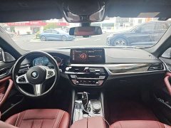 BMW 5 Series 525Li M Sport Package - ფოტო 4
