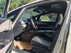 BYD Dolphin 420km Fashion Edition - ფოტო 6