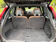 Volvo XC90 B6 Intelligent Luxury 7-Seater - ფოტო 19