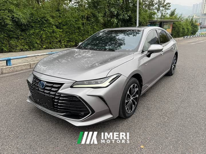 Toyota Avalon Hybrid 2.5L Luxury