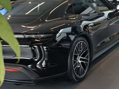 Porsche Taycan - ფოტო 9