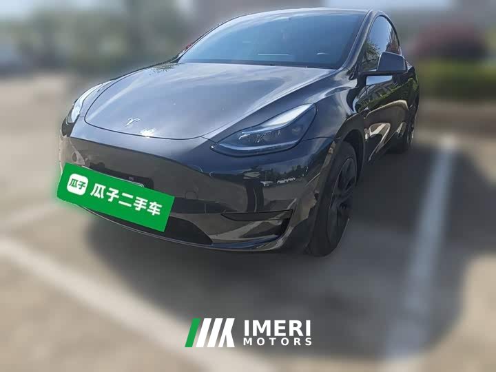 Tesla Model Y Rear-Wheel Drive