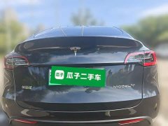Tesla Model Y Rear-Wheel Drive - ფოტო 3