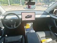 Tesla Model Y Rear-Wheel Drive - ფოტო 5