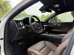 Volvo S60 B4 Intelligent Luxury Edition - ფოტო 4