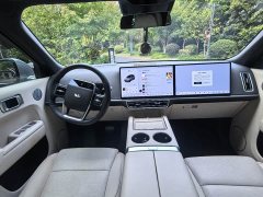 Li Auto L9 Max - ფოტო 12