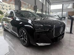 BMW 7 Series 735Li M Sport Package - ფოტო 3
