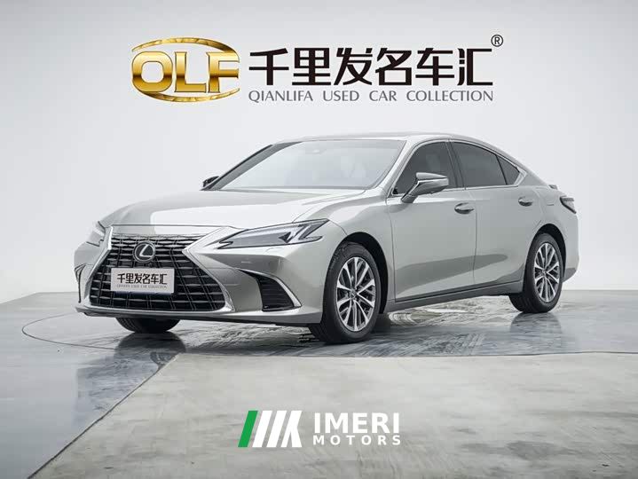 Lexus ES 300h Premium Edition