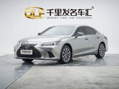Lexus ES 300h Premium Edition - ფოტო 1